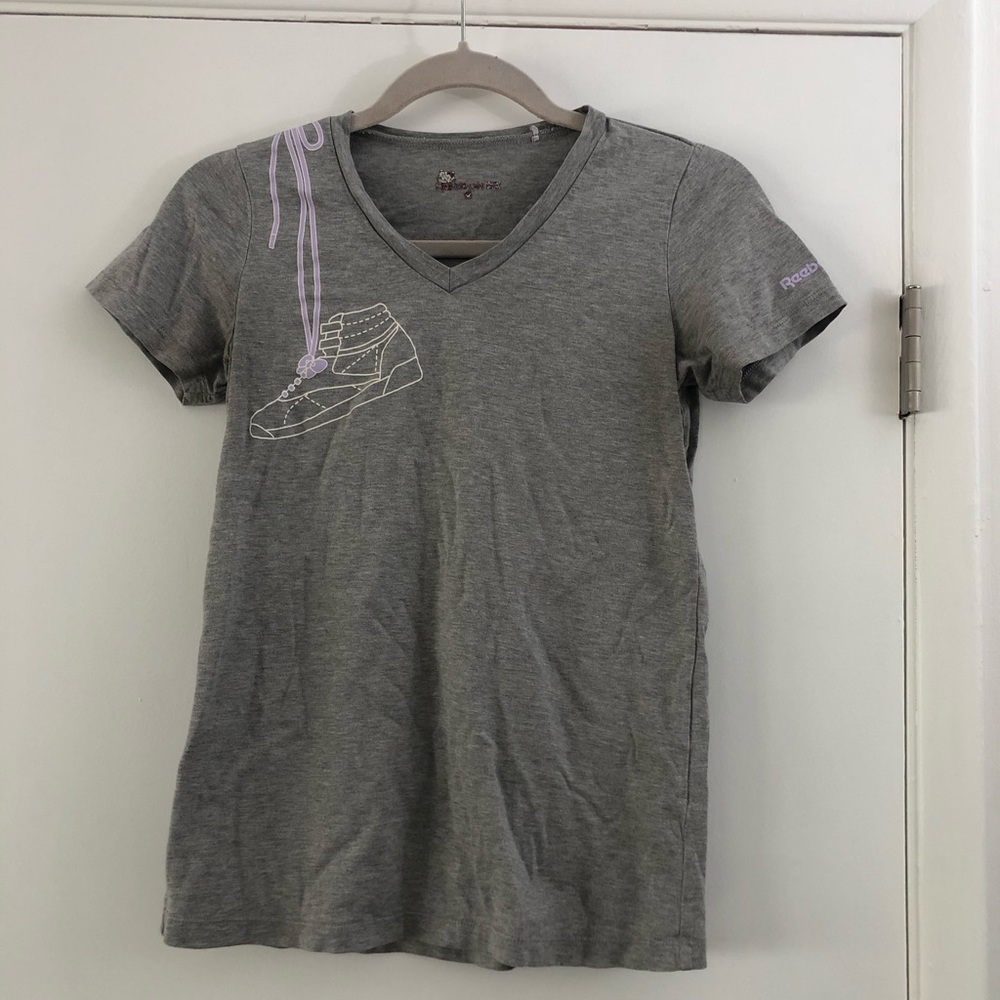 Reebok Hello Kitty v-neck t-shirt